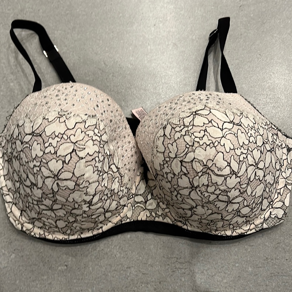 VICTORIA’S SECRET DREAM ANGELS LINED DEMI BUSTLE 38DDD